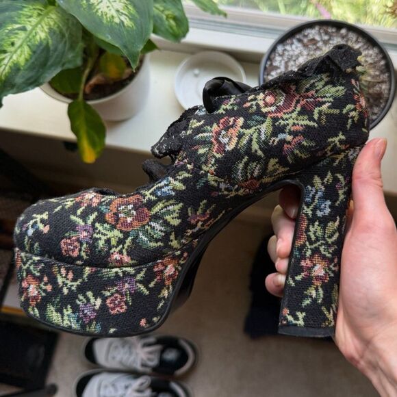 Dolls Kill Floral Heels - Picture 1 of 5